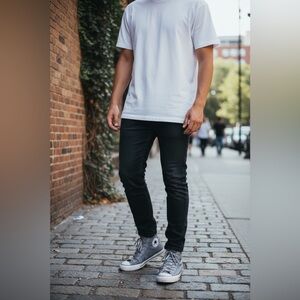 Converse Chuck Taylor Gray Pin Stripe
Hi Tops Shoes Mens Sz 10 Womens Sz 12